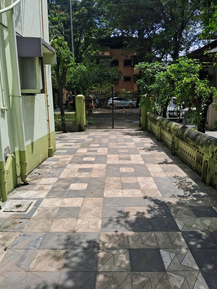  Parking, dombivli east 1 Bedroom 500 Sq.Ft. Apartment In Dombivli East Thane 9332427