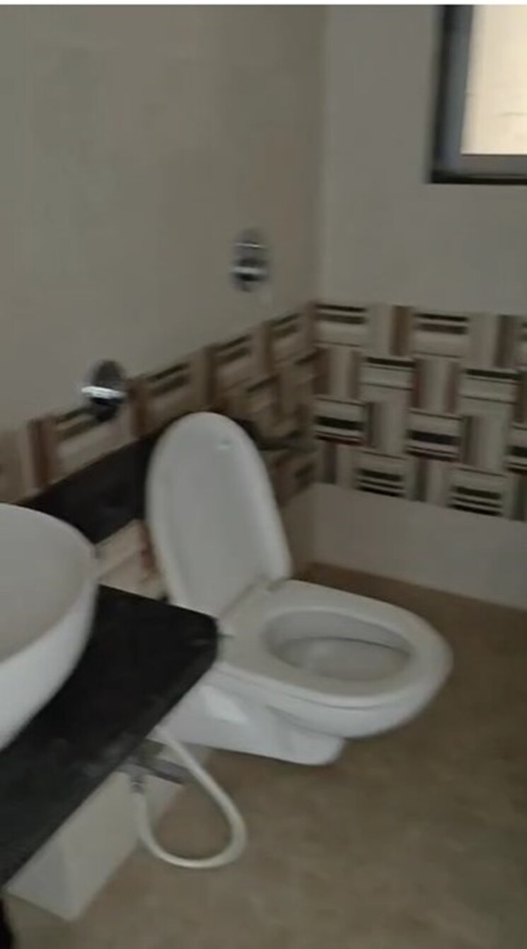 Bathroom, shreenathji-odina 2 Bedroom 975 Sq.Ft. Apartment In Chembur Mumbai 9332407