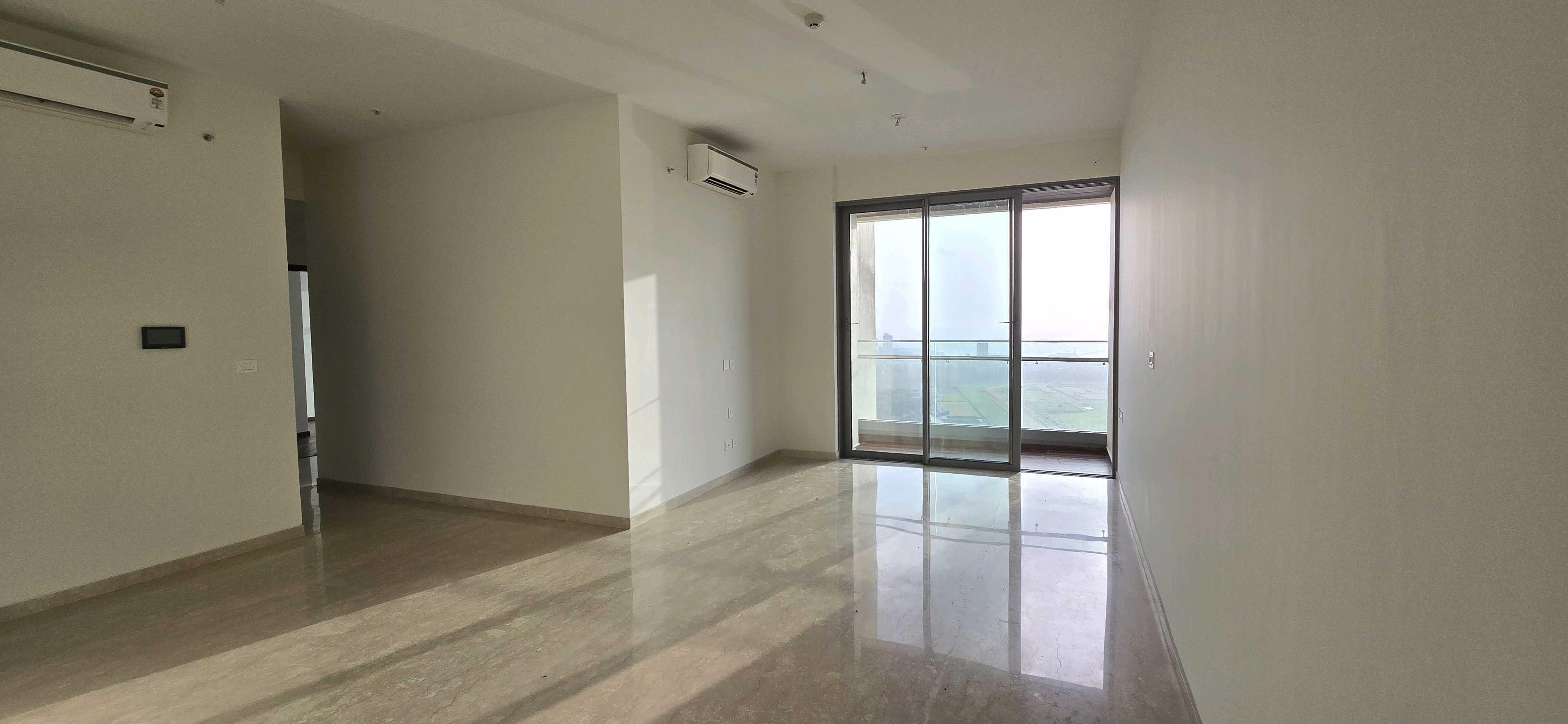 3 BHK + Servant Room Apartment For Rent in Piramal Mahalaxmi