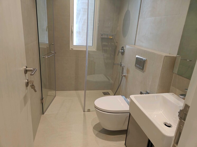 Bathroom, indiabulls-sky-forest 3 Bedroom 2121 Sq.Ft. Apartment In Lower Parel Mumbai 9332466