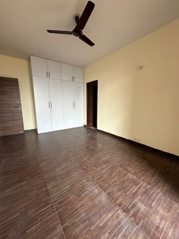 Room in 2 BHK Apartment at Ansal Heights Gurgaon, Sector 92 – for Rent