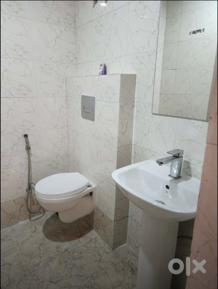 Washroom, chandigarh-citi-center Commercial Office Space 700 Sq.Ft. In Vip Road Zirakpur 9332657