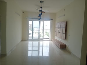 Room in 3 BHK Apartment at Century Horizon, Jakkuru – for Rent