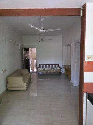 2 BHK Apartment For Sale in Samkeet CHS, Vile Parle East