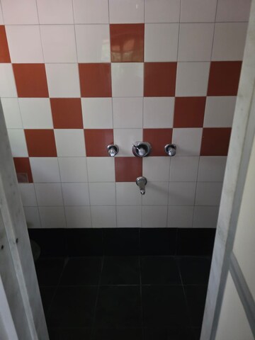 Bathroom in 2 BHK Apartment at Samkeet CHS, Vile Parle East – for Sale