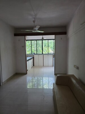 Bedroom in 2 BHK Apartment at Samkeet CHS, Vile Parle East – for Sale
