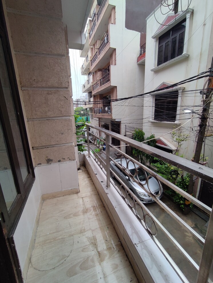 Balcony, rajpur 2 Bedroom 850 Sq.Ft. Apartment In Rajpur Delhi 9329196