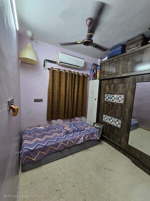 Bedroom in 2 BHK Apartment at Sankalp II, Malad East – for Rent