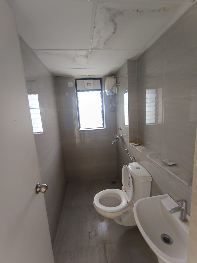 Bathroom, runwal-gardens 3 Bedroom 908 Sq.Ft. Apartment In Dombivli East Thane 9332936