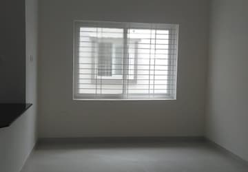 Room in 2 BHK Apartment at Old Alwal – for Sale