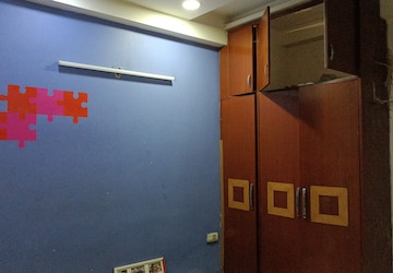 Room in 3 BHK Builder Floor at Sector 1 Vaishali – for Sale
