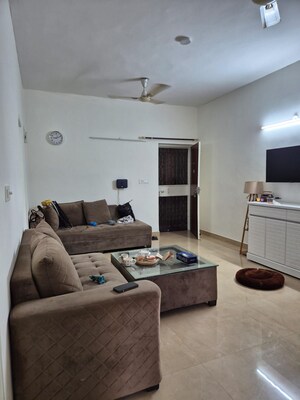 Living Room in 2 BHK Apartment at Rail Vihar Apartment, Sector 15 – for Rent