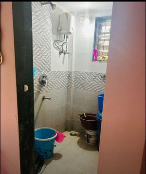Bathroom in 1 BHK Apartment at Dombivli East – for Rent