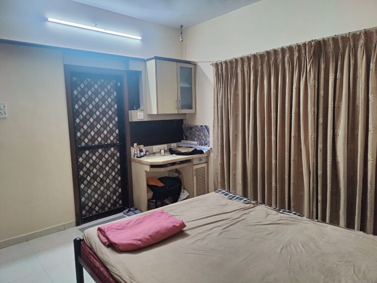 Bedroom, evershine-millennium-paradise 1 Bedroom 555 Sq.Ft. Apartment In Kandivali East Mumbai 9332956