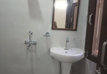 Bathroom in 1.5 BHK Apartment at Asola – for Rent