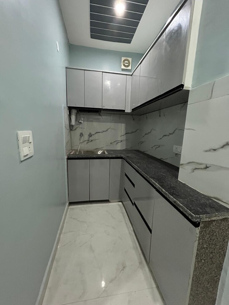 Kitchen, palam vihar 2 Bedroom 1543 Sq.Ft. Builder Floor In Palam Vihar Gurgaon 9333582