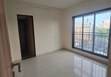 2 BHK Apartment For Sale in JP Decks, Goregaon East