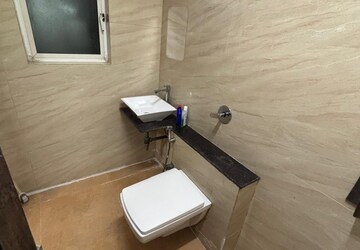 Bathroom in 2 BHK Apartment at JP Decks, Goregaon East – for Sale