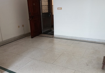 Living Room in 2 BHK Apartment at Ashiana The Heritage, Vaishali Sector 3 – for Sale