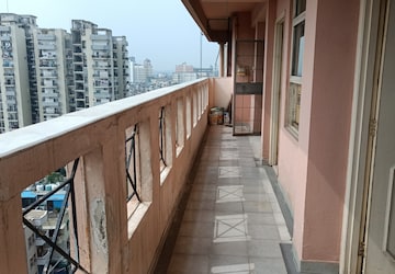 Balcony in 2 BHK Apartment at Ashiana The Heritage, Vaishali Sector 3 – for Sale
