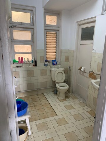 Bathroom in 5 BHK Apartment at DSK Durgamata Towers, Cuffe Parade – for Sale