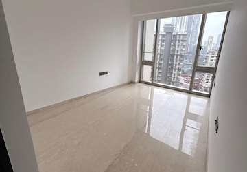Room in 3 BHK Apartment at Lodha World One, Worli – for Rent