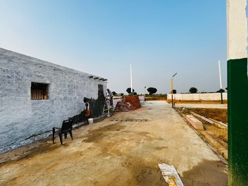  Plot – Exterior View View at Knowledge Park V Greater Noida - for Sale