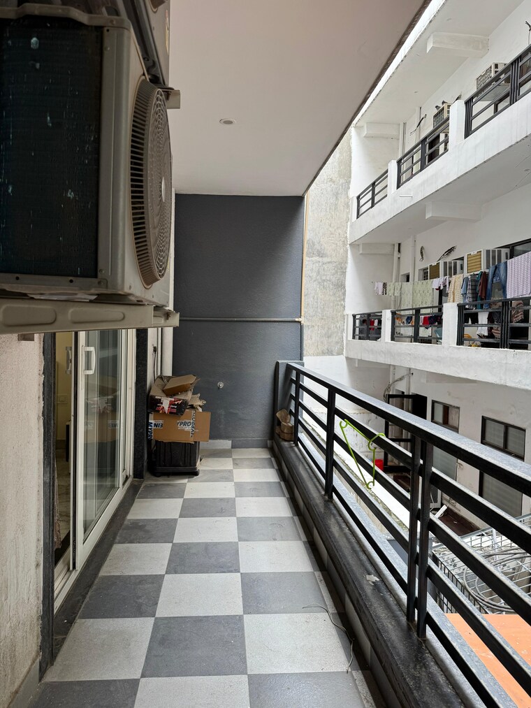 Balcony, vipul-world-floors 3 Bedroom 2000 Sq.Ft. Builder Floor In Sector 48 Gurgaon 9333397