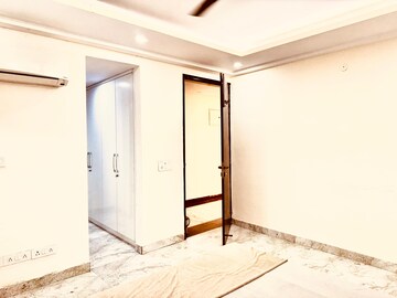  3 BHK Builder Floor at Vipul World Floors, Sector 48 – for Rent
