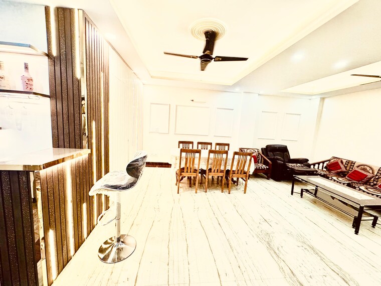 Living Room, vipul-world-floors 3 Bedroom 2000 Sq.Ft. Builder Floor In Sector 48 Gurgaon 9333397