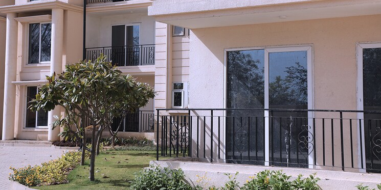 Exterior View, signature-the-serenas 2 Bedroom 531 Sq.Ft. Apartment In Sohna Sector 36 Gurgaon 9333415