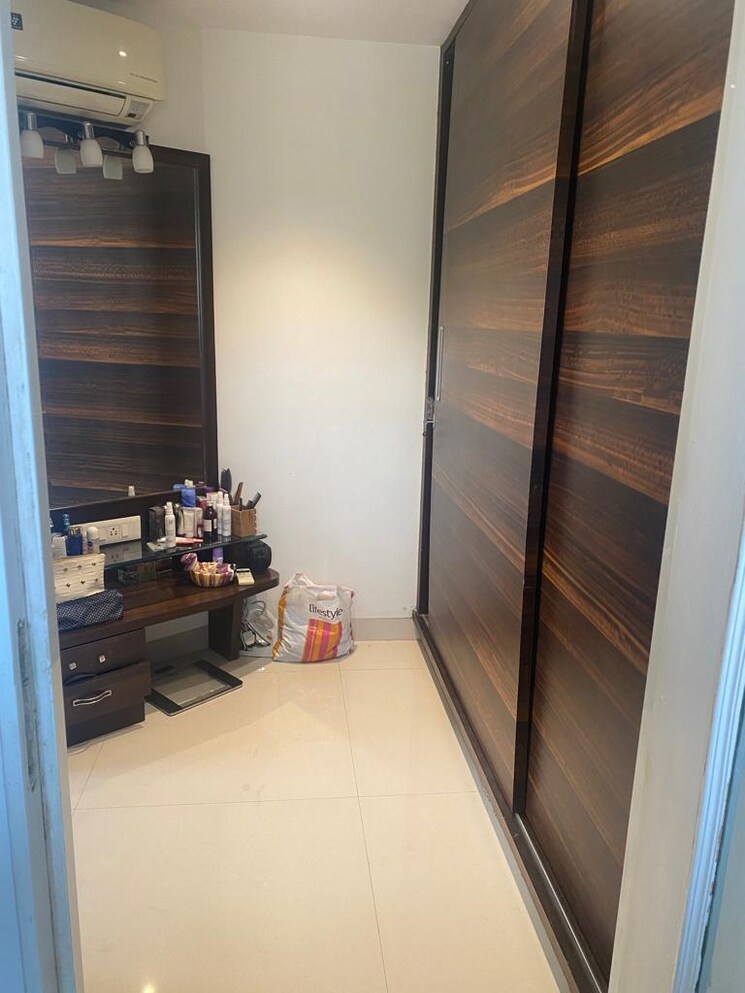 Room, hiranandani-gardens-lake-castle 3 Bedroom 3000 Sq.Ft. Apartment In Powai Mumbai 9333410