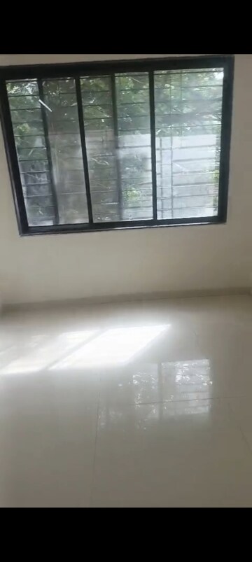 Room in 2 BHK Apartment at Jai Ganesh CHS JB Nagar, Jb Nagar – for Rent