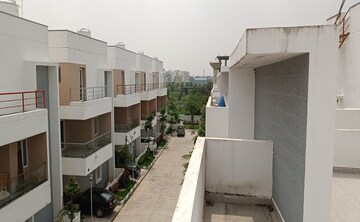 Kitchen in 3 BHK Villa at Praneeta Singapur Town, Shankarpalli – for Sale