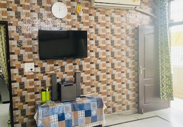 Room in 2 BHK Apartment at Ashoka Enclave – for Sale