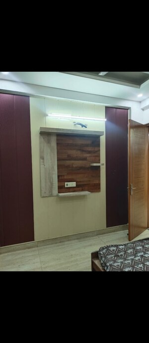 Building Lobby in 3 BHK Builder Floor at MS Enclave Zirakpur, Dhakoli – for Sale