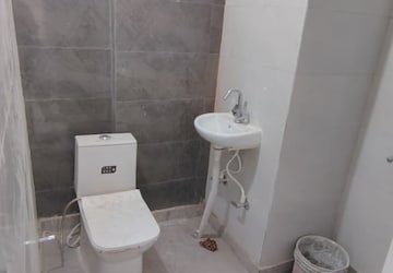 Bathroom in 2 BHK Builder Floor at Dwarka Mor – for Rent