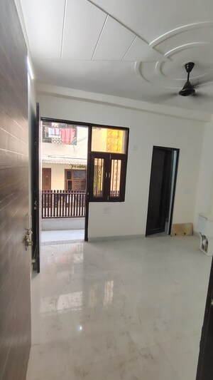 2 BHK Builder Floor For Rent in Dwarka Mor