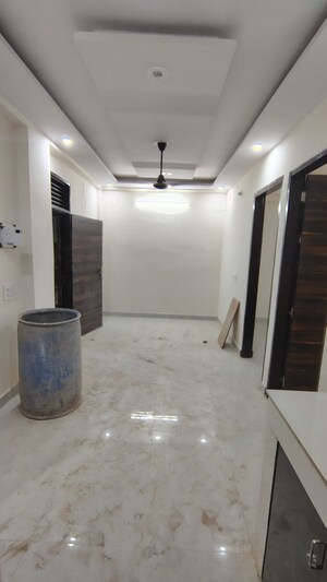 Living Room in 2 BHK Builder Floor at Dwarka Mor – for Rent