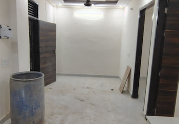 Living Room in 2 BHK Builder Floor at Dwarka Mor – for Rent