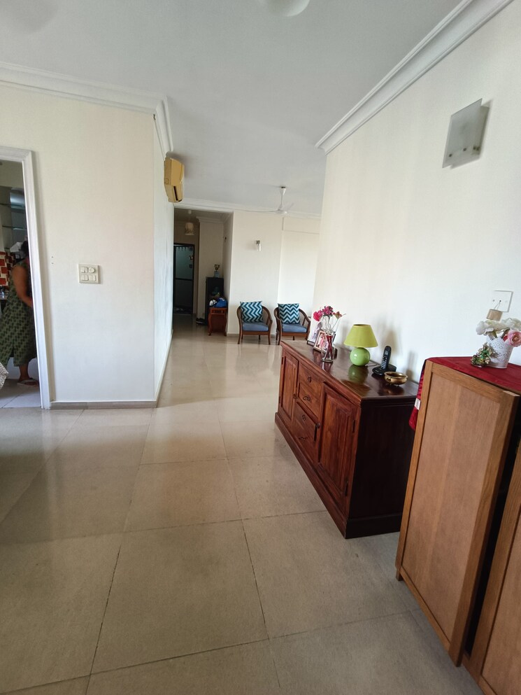 Living Room, hiranandani-gardens-solitaire 4 Bedroom 3000 Sq.Ft. Apartment In Powai Mumbai 9333676