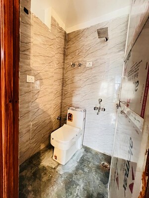 Bathroom in 1 BHK Builder Floor at Saket – for Rent
