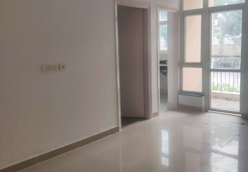 Room in 3 BHK Apartment at Amolik Heights, Sector 88 – for Sale