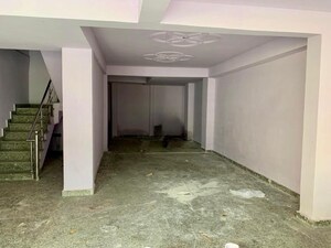Room in 3 BHK Builder Floor at Vasundhara Sector 1 – for Sale
