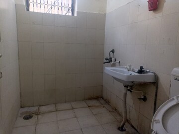 Bathroom in 2 BHK Villa at Sector 30 – for Rent