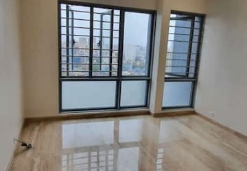 Room in 4 BHK Apartment at Imperial Heights Goregaon West, Goregaon West – for Sale