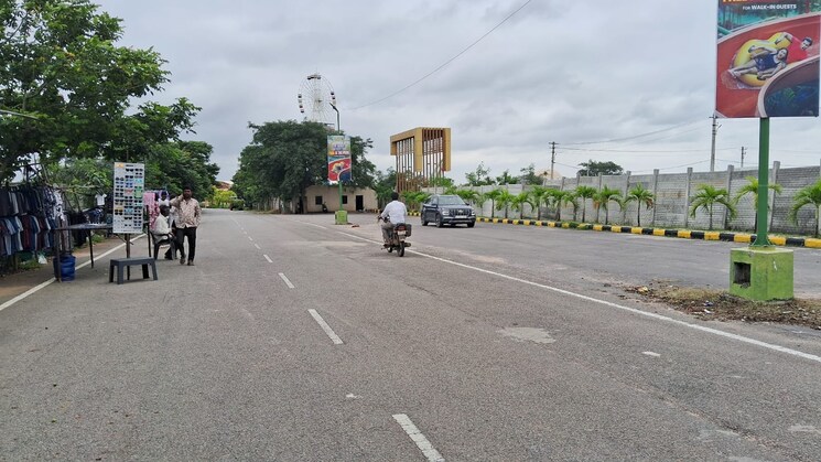  Parking, kisan path  1200 Sq.Ft. Plot In Kisan Path Lucknow 9333806