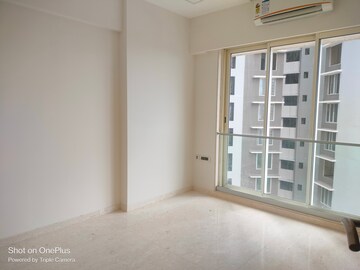 Room in 2 BHK Apartment at Ekta Tripolis, Goregaon West – for Rent
