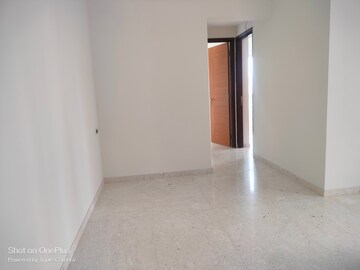 Room in 2 BHK Apartment at Ekta Tripolis, Goregaon West – for Rent