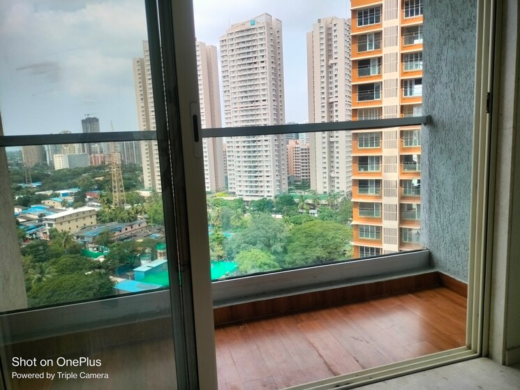 Swimming Pool, ekta-tripolis 2 Bedroom 775 Sq.Ft. Apartment In Goregaon West Mumbai 9333846